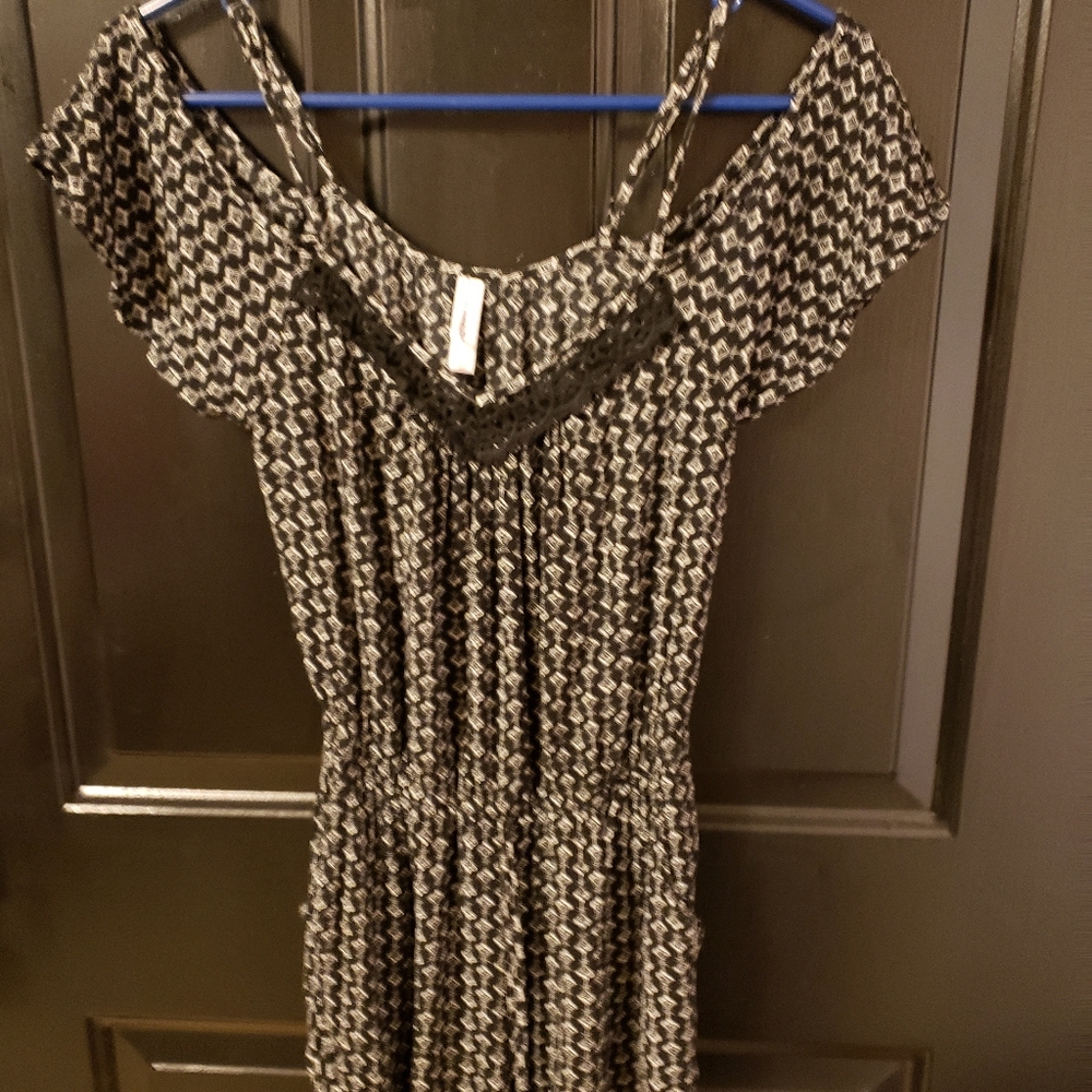 Xhiliration Romper Size Small